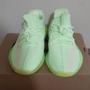 🎉SALE🎉Adidas Yeezy Boost 350 V2